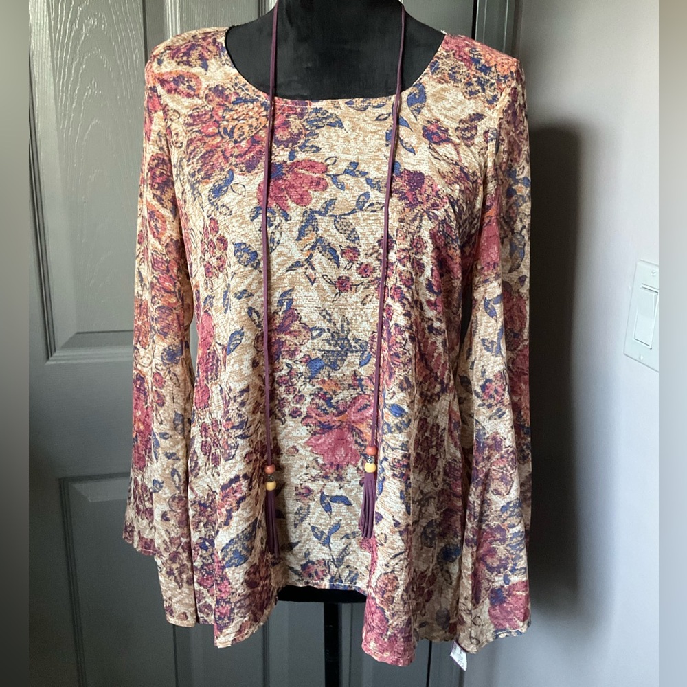 One World live and let live Small rustic floral print